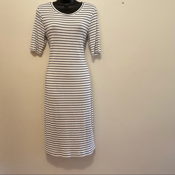 One Urban Day.. dress - Picture 2 of 8